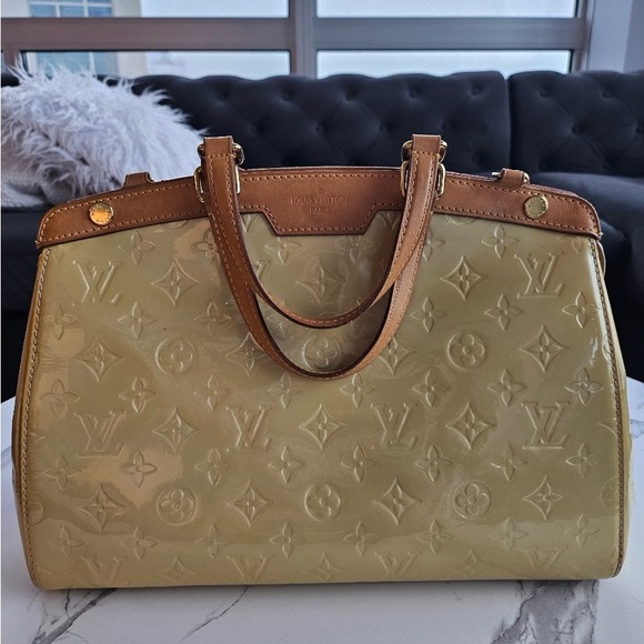 Louis Vuitton Monogram Vernis Brea MM - Picture 13 of 13
